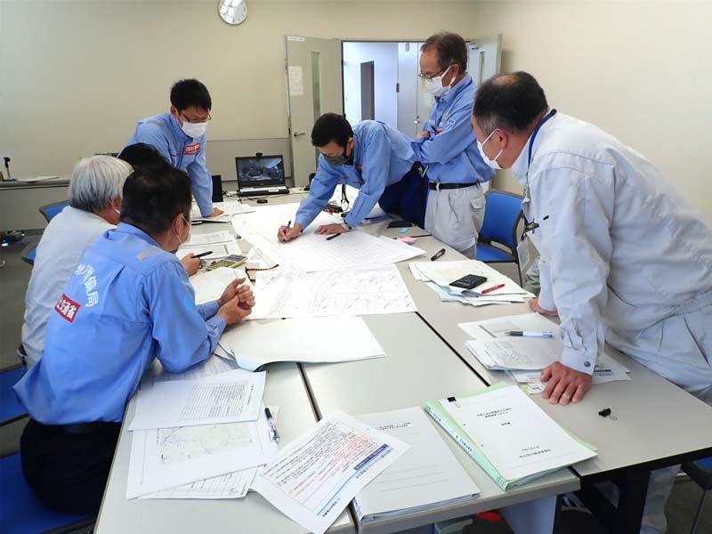 堤防決壊時の緊急対策シミュレーションのアドバイス